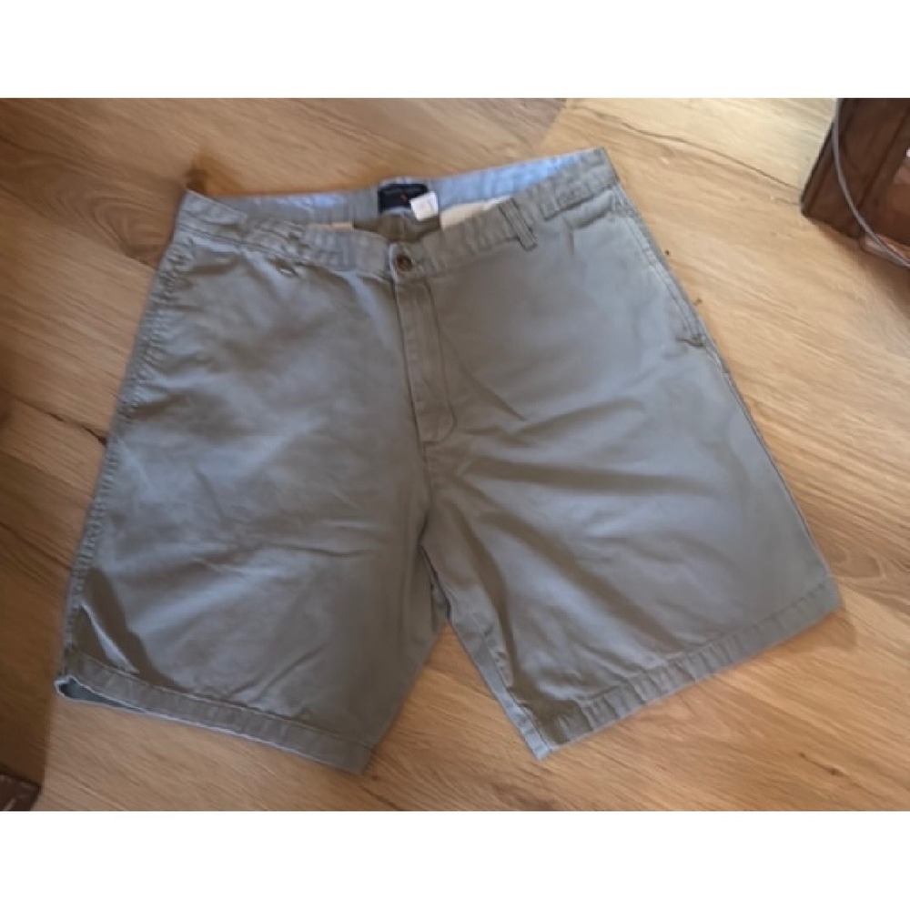 Saddlebred Mens Khaki Chino Shorts Size 36W, 9" inseam Flat Front Casual